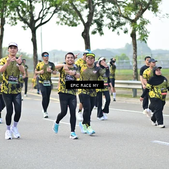 Runner Photo 6524803