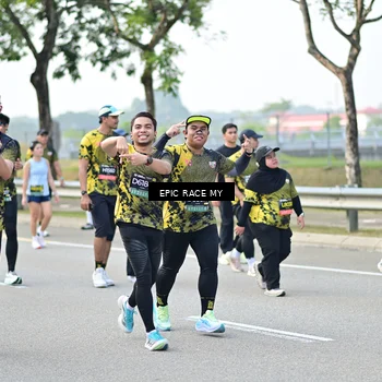 Runner Photo 6524808
