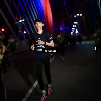 Runner Photo 6524823