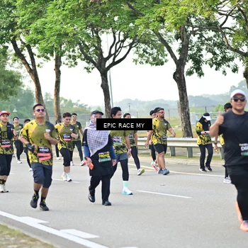 Runner Photo 6524842