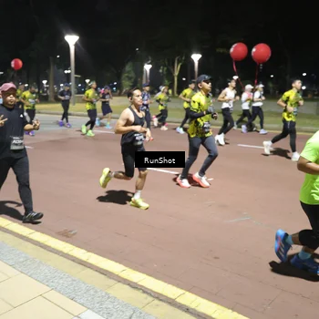 Runner Photo 6524853