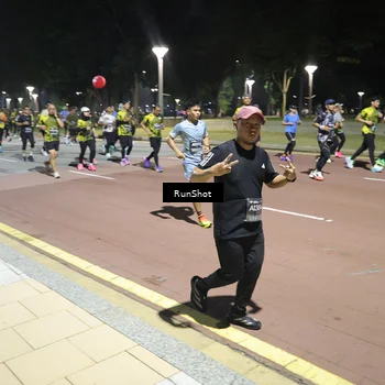 Runner Photo 6524886