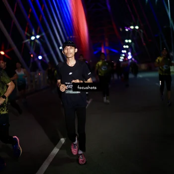 Runner Photo 6524918