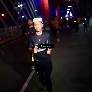 Runner Photo 6524942