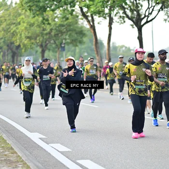 Runner Photo 6524973