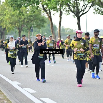 Runner Photo 6525001