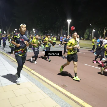 Runner Photo 6525014