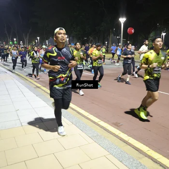Runner Photo 6525030