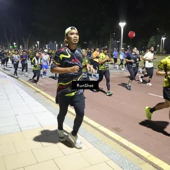 Runner Photo 6525047