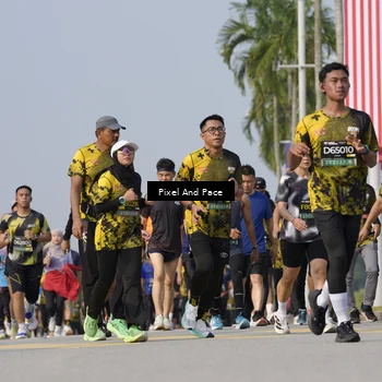 Runner Photo 6525162