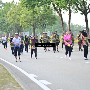 Runner Photo 6525202