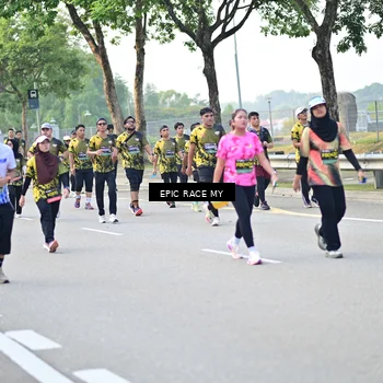 Runner Photo 6525216