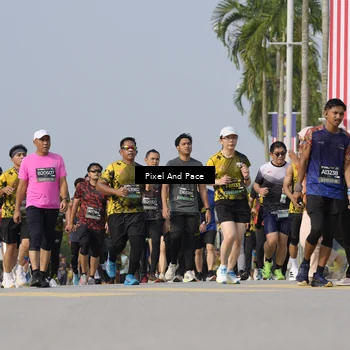 Runner Photo 6525254