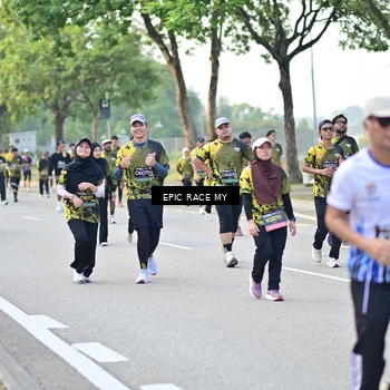 Runner Photo 6525256