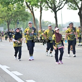 Runner Photo 6525259