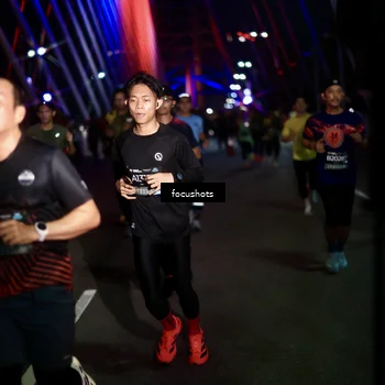 Runner Photo 6525263