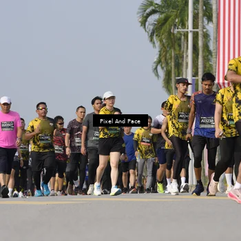 Runner Photo 6525273