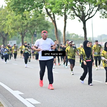 Runner Photo 6525291