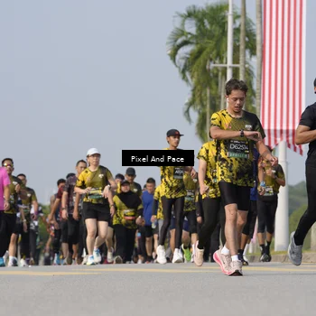 Runner Photo 6525299