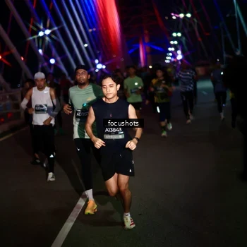 Runner Photo 6525304