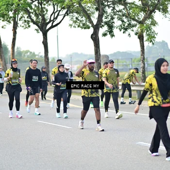 Runner Photo 6525317