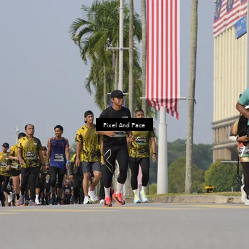 Runner Photo 6525336