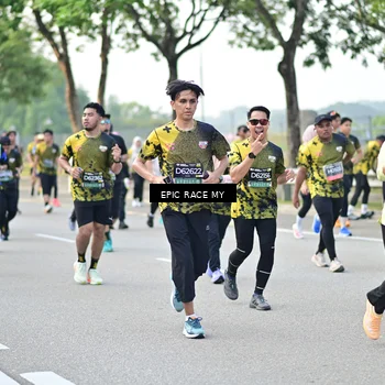 Runner Photo 6525372