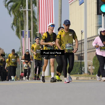 Runner Photo 6525388