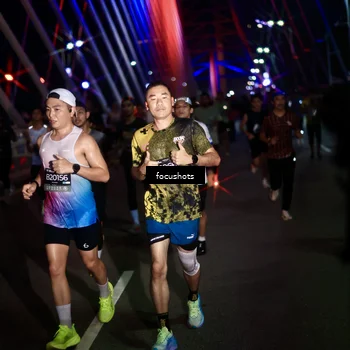 Runner Photo 6525403
