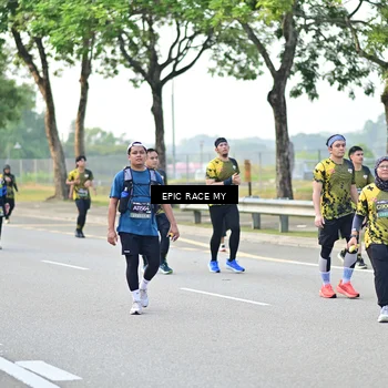 Runner Photo 6525444