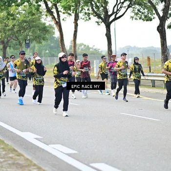 Runner Photo 6525498