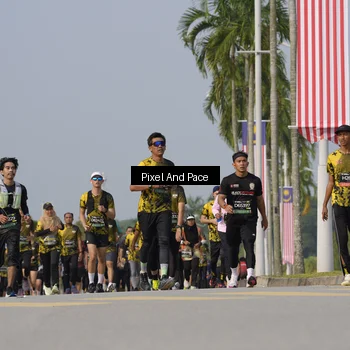Runner Photo 6525504
