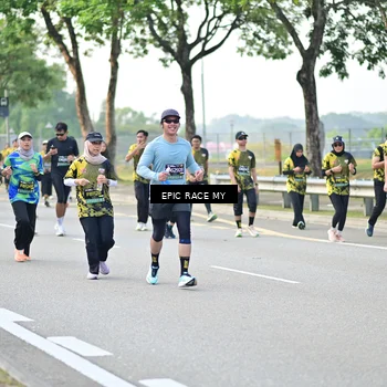 Runner Photo 6525544