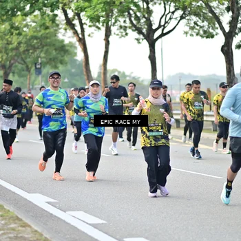 Runner Photo 6525562