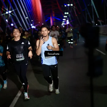 Runner Photo 6525655