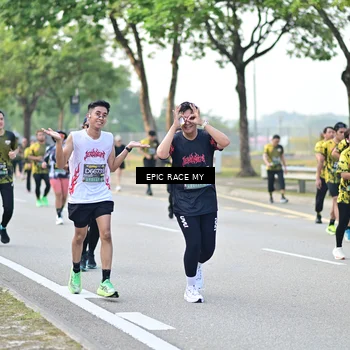 Runner Photo 6525660