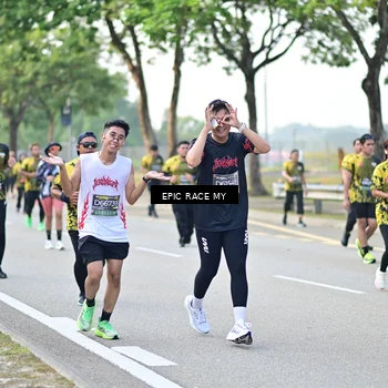 Runner Photo 6525679