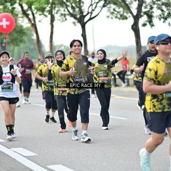 Runner Photo 6525745