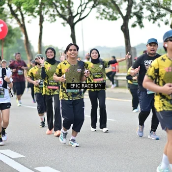 Runner Photo 6525746