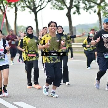 Runner Photo 6525760