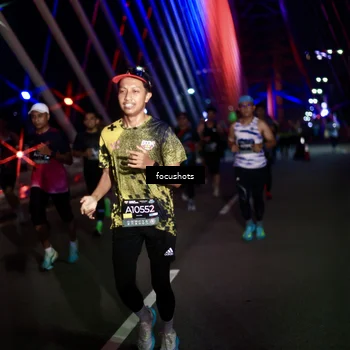 Runner Photo 6525980