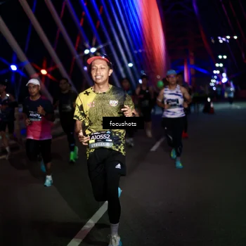 Runner Photo 6525989