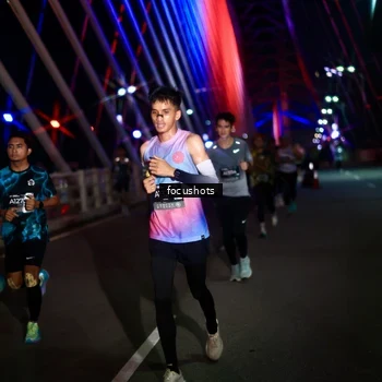 Runner Photo 6526020