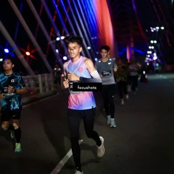 Runner Photo 6526036