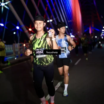 Runner Photo 6526042