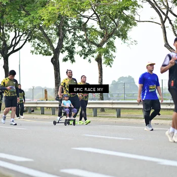 Runner Photo 6526086