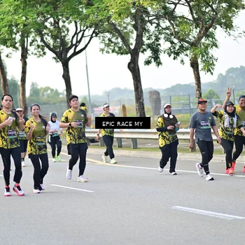 Runner Photo 6526112