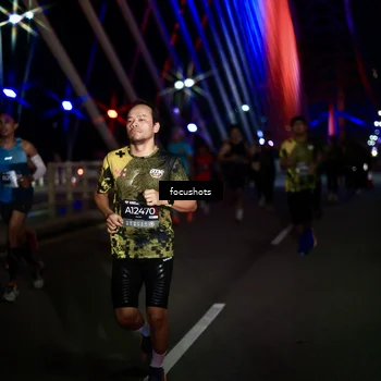 Runner Photo 6526142