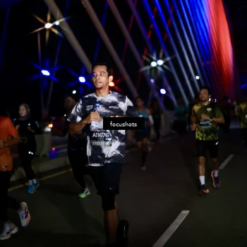 Runner Photo 6526195