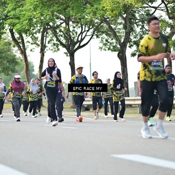 Runner Photo 6526224